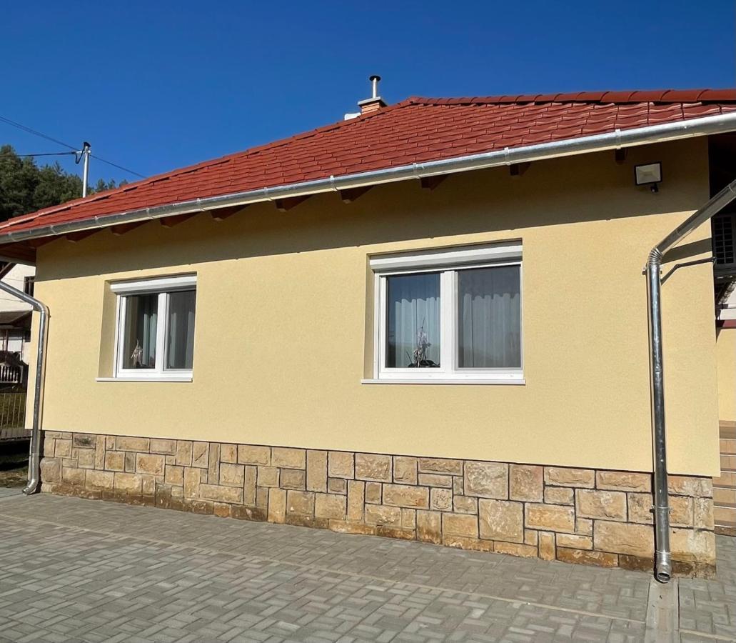 Kristof Vendeghaz Hotel Bükkszék Kültér fotó
